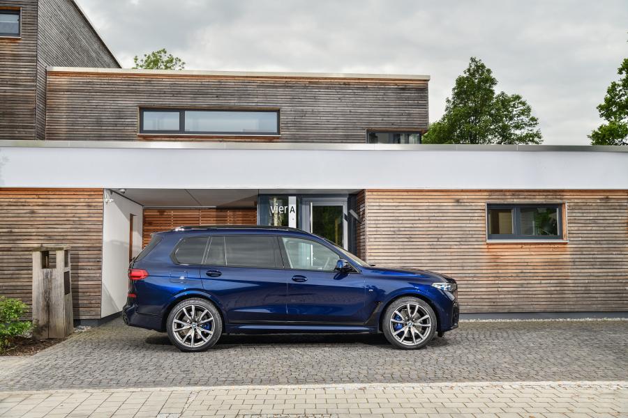  BMW X7 M50i (G07) 2019 года  (WW) (фото 17 из 36)
